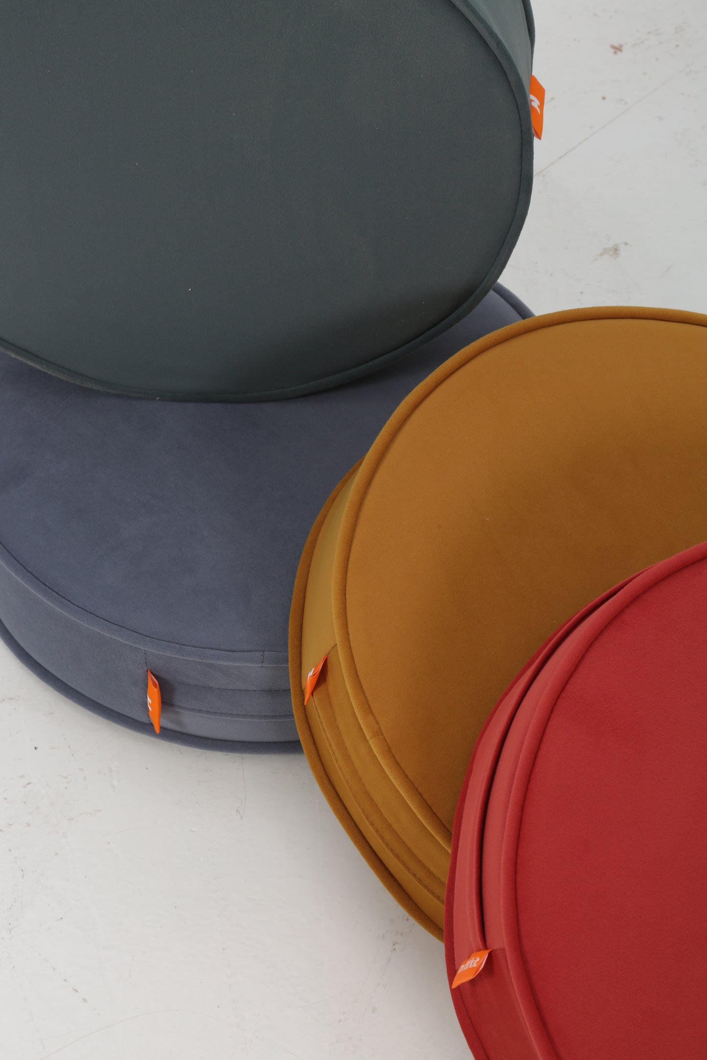 Premium Kumaş Blok Sünger Makaron Minder - Dörtlü Set 40 cm