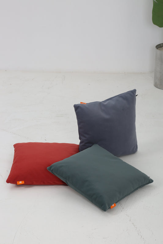 Premium Kumaş Boncuk Silikon ve Kırpık Sünger Kare Minder Dörtlü Set 40 cm